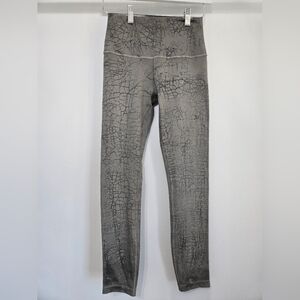 Lululemon Wunder Train High-Rise Tight 25" Thread Dye Rover Black SIZE 4